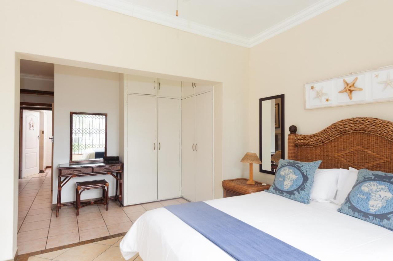 Palm View - Family Only - Adults And Children 18 And Under Ballito